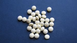 l'aspartame causa effetti neurocomportamentali. Sarebbe bene non assumerlo