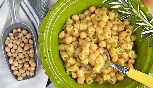 pasta e ceci: un piatto ricco di proteine vegetali